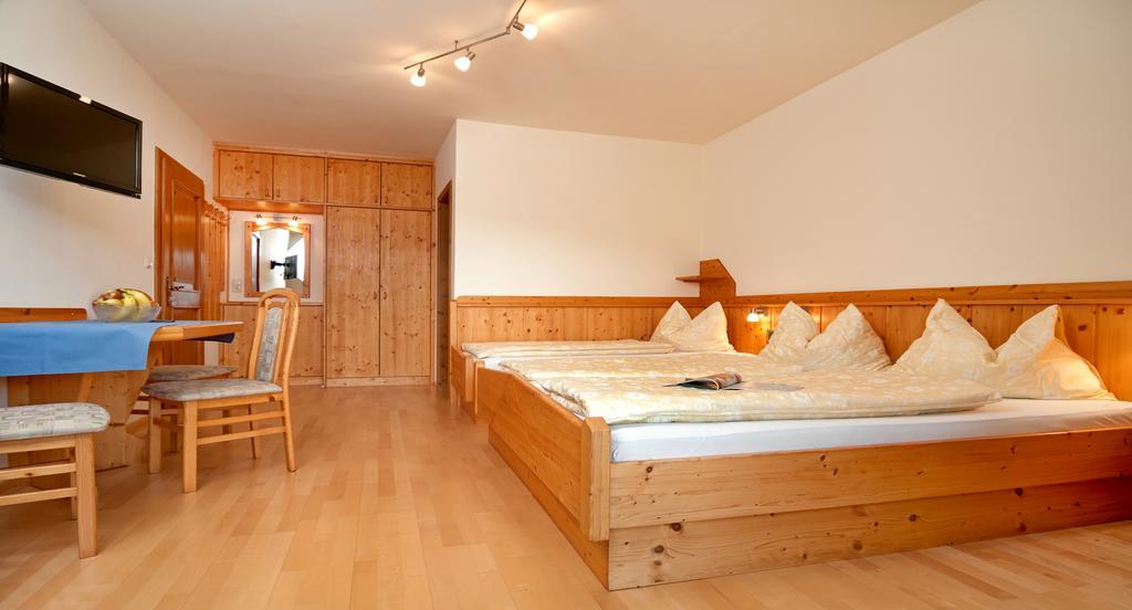 Hubertushof Hotel Latschach ober dem Faakersee Ngoại thất bức ảnh