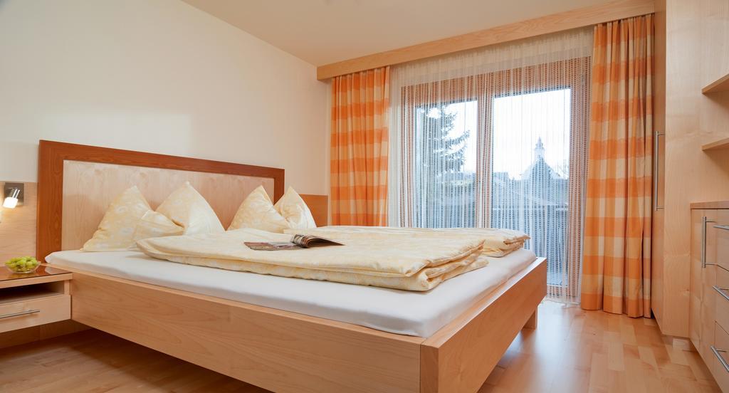 Hubertushof Hotel Latschach ober dem Faakersee Ngoại thất bức ảnh