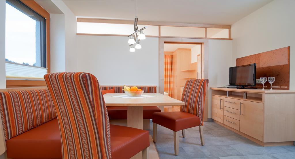 Hubertushof Hotel Latschach ober dem Faakersee Ngoại thất bức ảnh