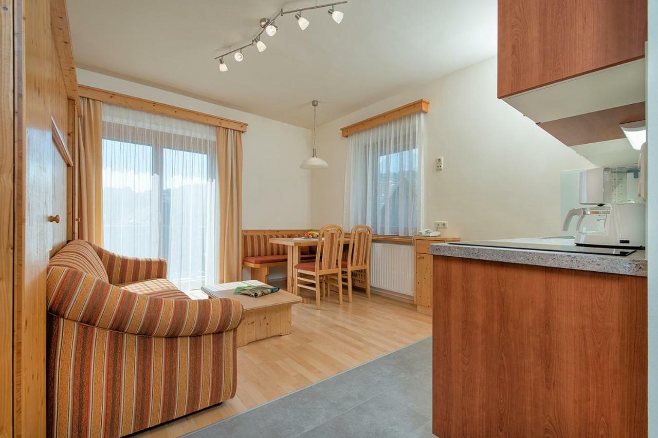 Hubertushof Hotel Latschach ober dem Faakersee Ngoại thất bức ảnh